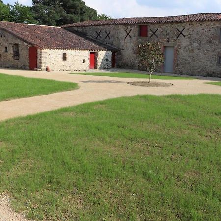 Gite 18Eme Renove Avec Piscine Couverte, Terrasse, Loisirs Et Wifi - 6 Pers. - Fr-1-426-432 Les Herbiers Eksteriør billede
